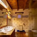 Hospedium Isabel La Catolica Hotel 2*