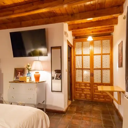 Hospedium Rural Isabel La Catolica 2*