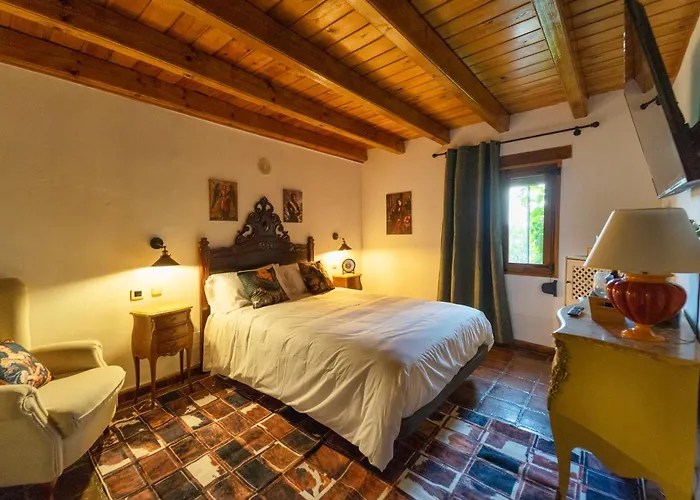 Hospedium Rural Isabel La Catolica 2*